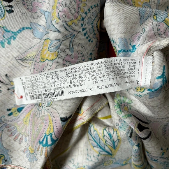 Zara Paisley Floral Silky Satin Printed Shirt  Blouse Size XS Blogger favorite - Picture 8 of 8